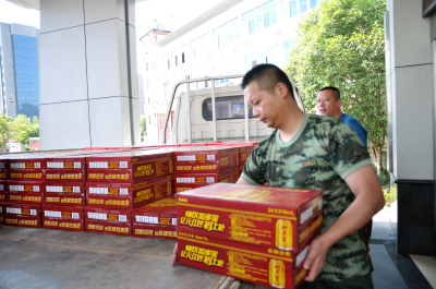 1501642961137545.jpg 慰問3.jpg